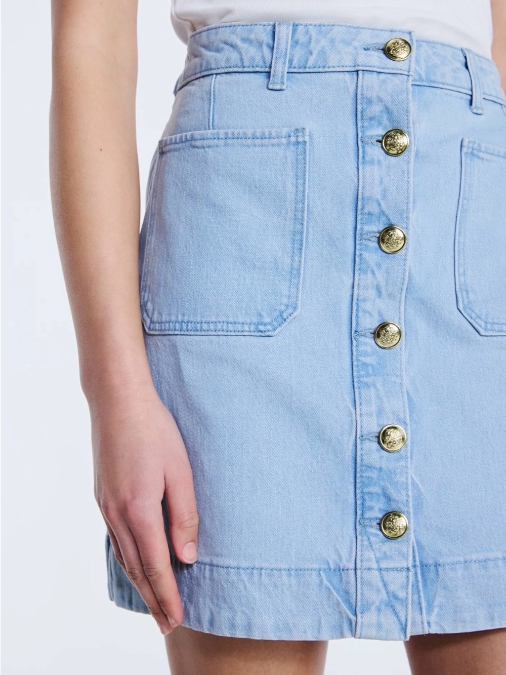 Denim Mini Skirt NWT A-line Relaxed Gold Button Front Light Blue Wash Size 16
